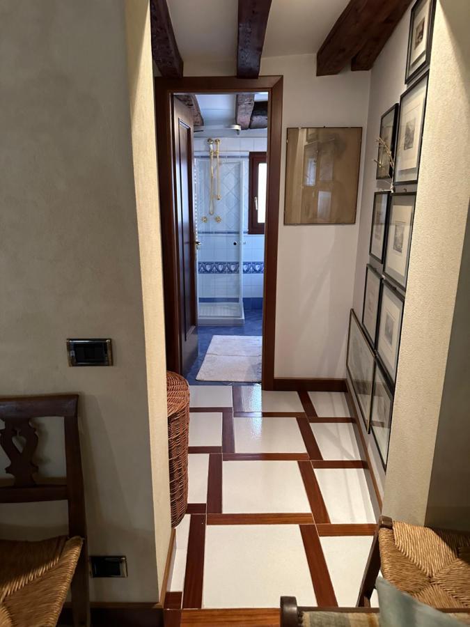 1 Ca'Del Traghetto Family Apartment Venice Exterior photo